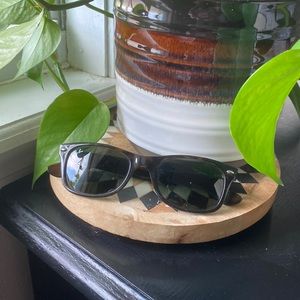 Women’s Rayban wayfarer sunglasses ❕AUTHENTIC❕